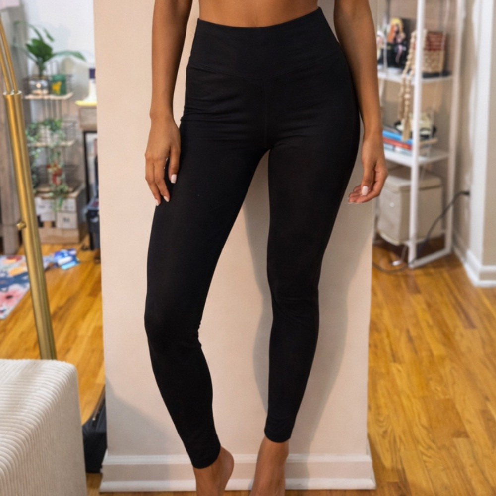 Rachel Zoe Black Leggings Shiny Coated Pants